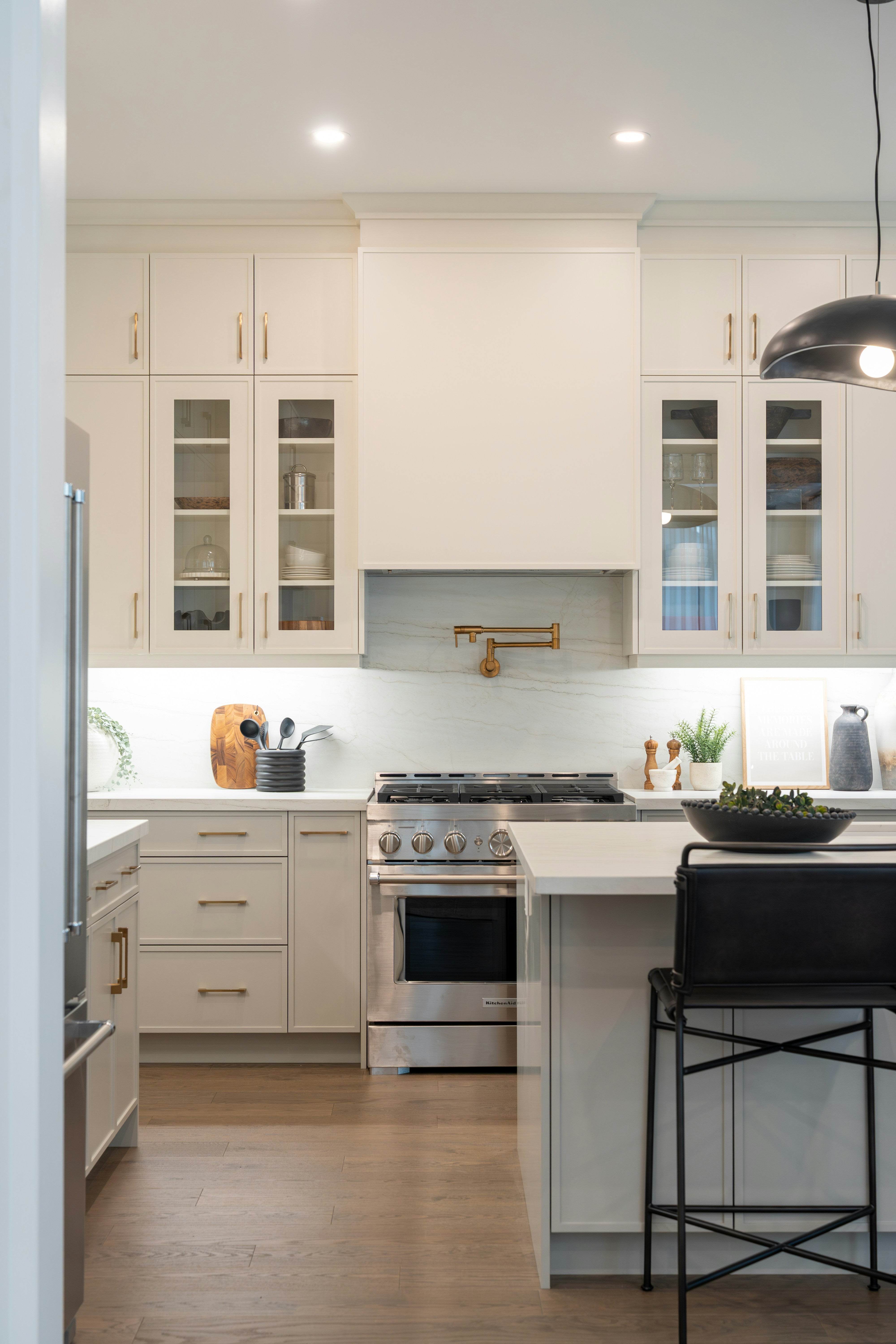 Kitchen storage